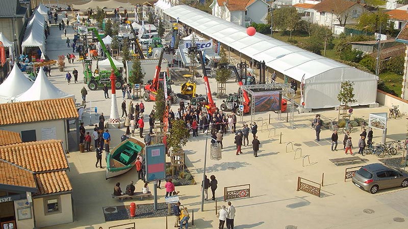 vue aerienne salon de la conchyliculture La Tremblade